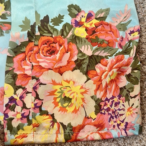 Light Aqua Blue Floral Satin Kimono Robe Cover Up with Waist Tie M - Picture 4 of 11